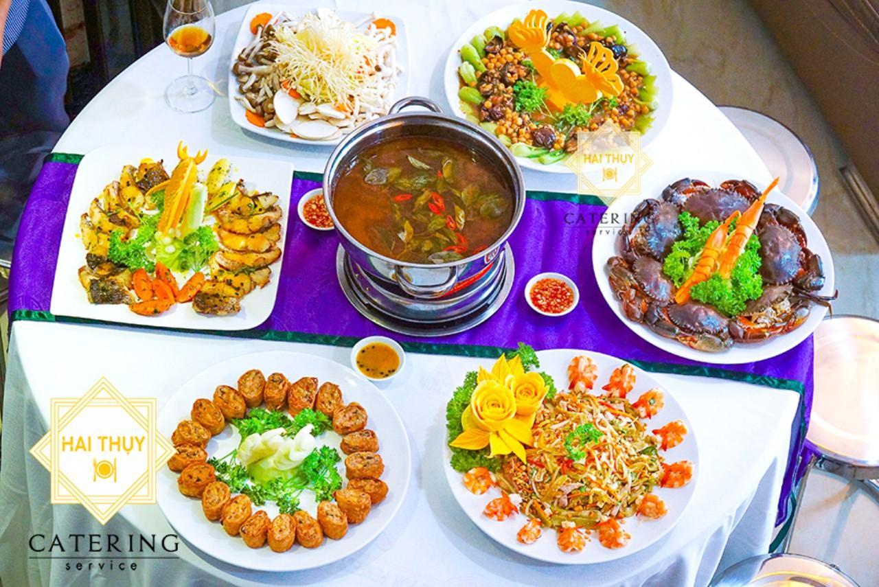 Thực đơn bữa tiệc luôn đa dạng và hoàn hảo