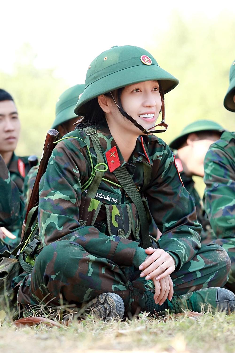 Puka - mỹ nhân làng hài từng là tiểu thư cành vàng lá ngọc