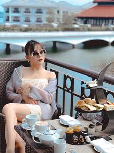 Phương Oanh 