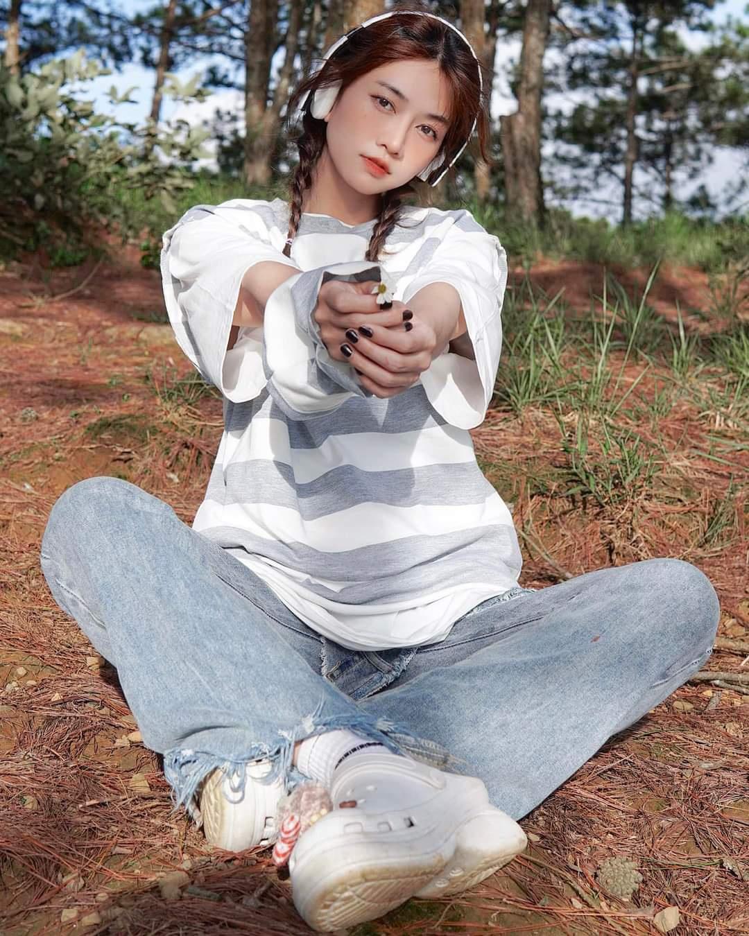 Hot TikToker Lê Bống xin lỗi