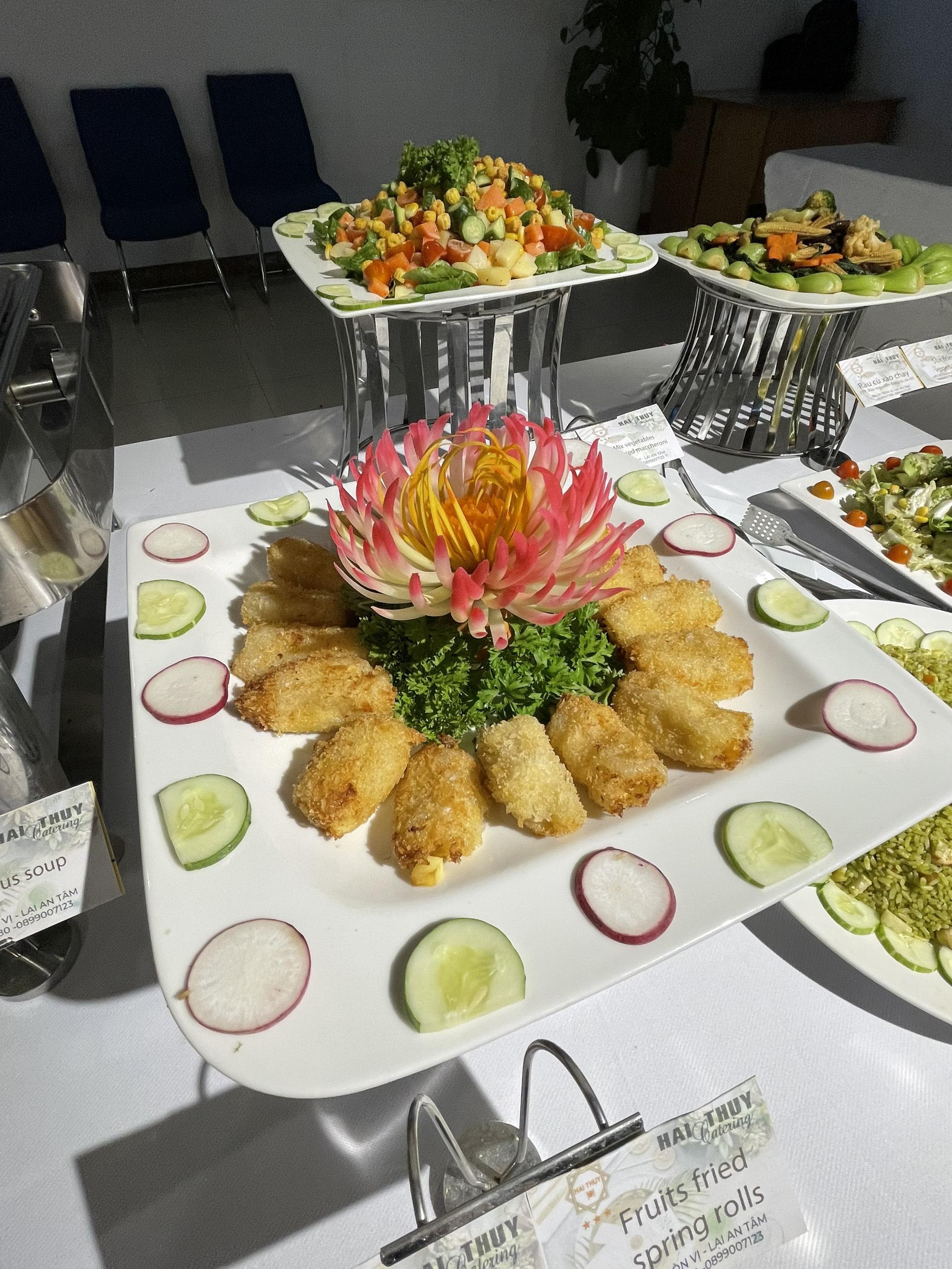 Mẹo tổ chức tiệc đính hôn đơn giản và tiết kiệm