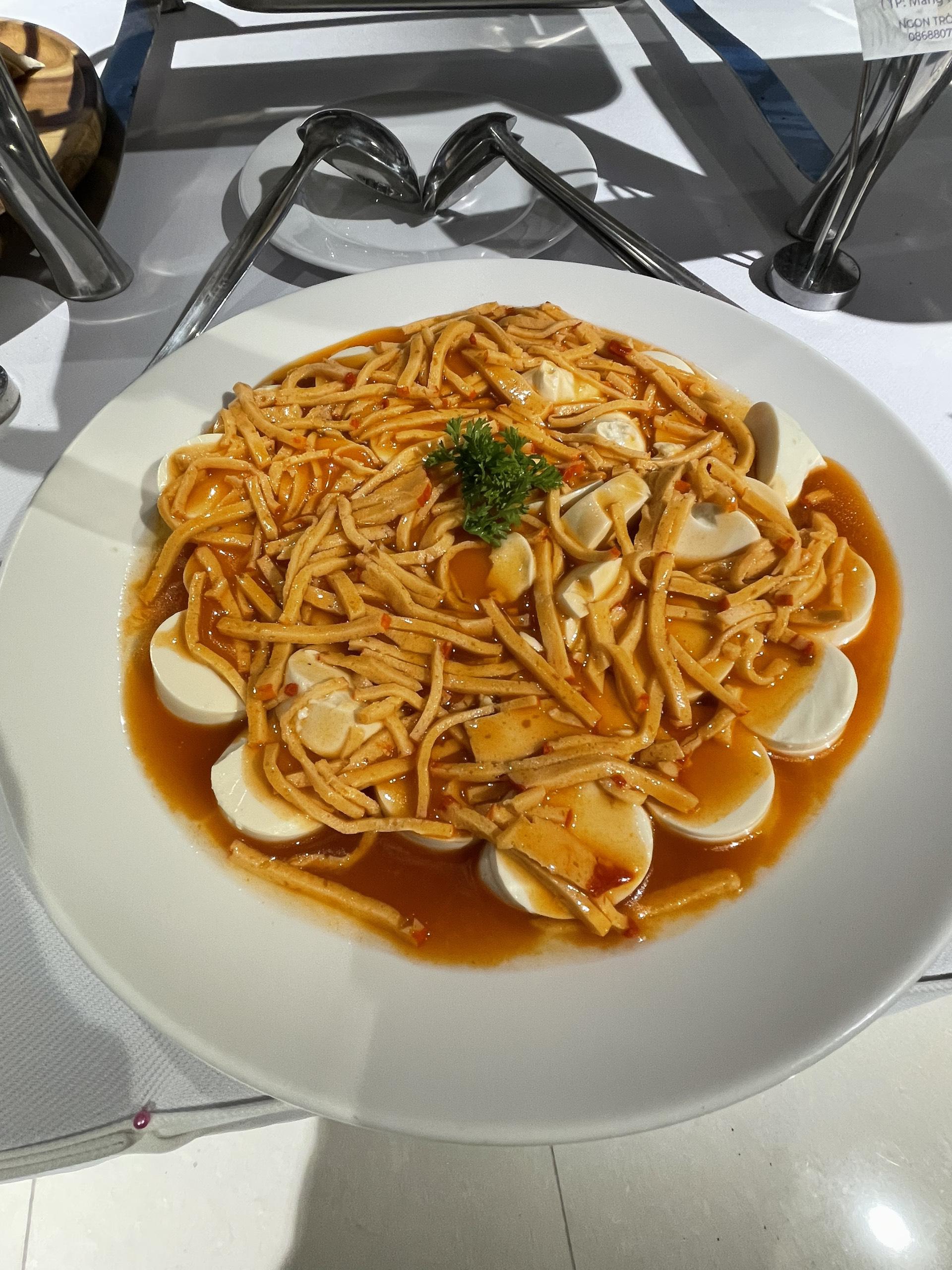 Vì sao đặt nấu tiệc tại nhà ngày càng được nhiều người yêu thích?