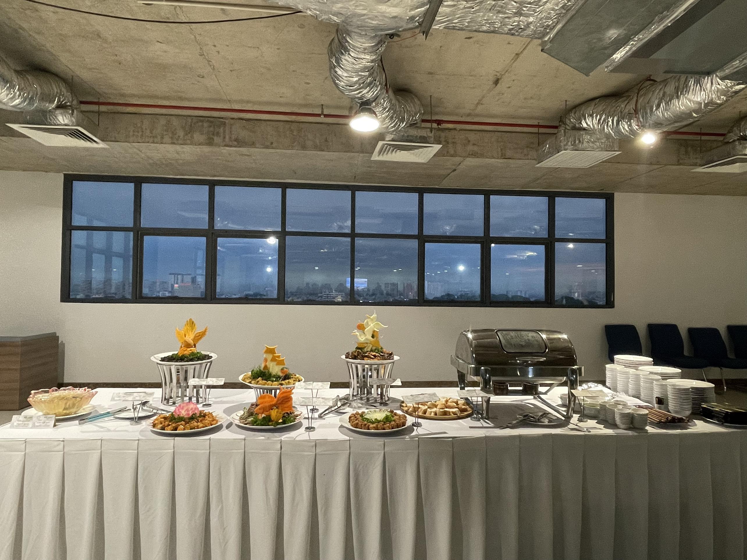 Mẹo tổ chức tiệc đính hôn đơn giản và tiết kiệm